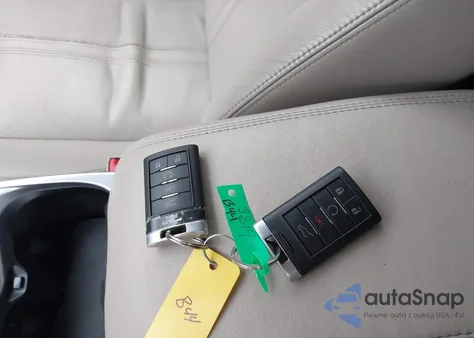 2011 Cadillac Srx Luxury Collection z USA, uszkodzony, nr VIN 3GYFNDEY0BS533814